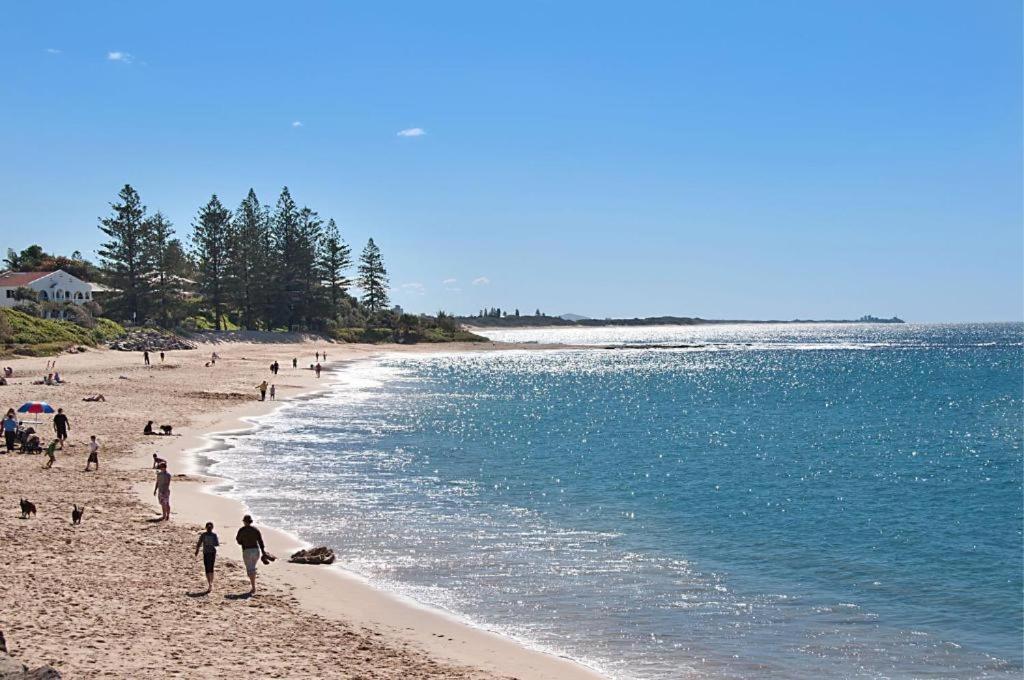 The Norfolks On Moffat Beach Caloundra Exteriör bild
