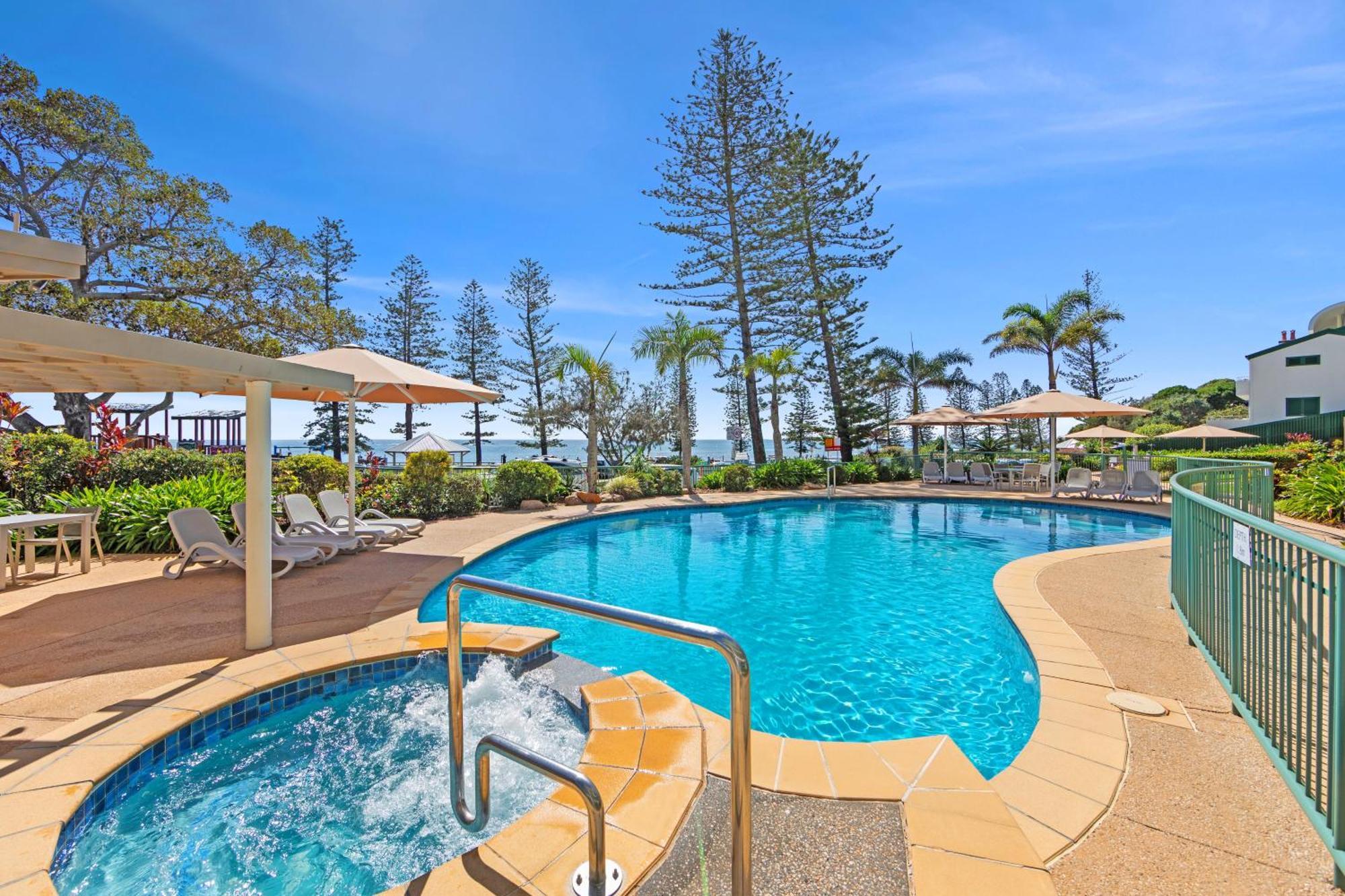 The Norfolks On Moffat Beach Caloundra Exteriör bild