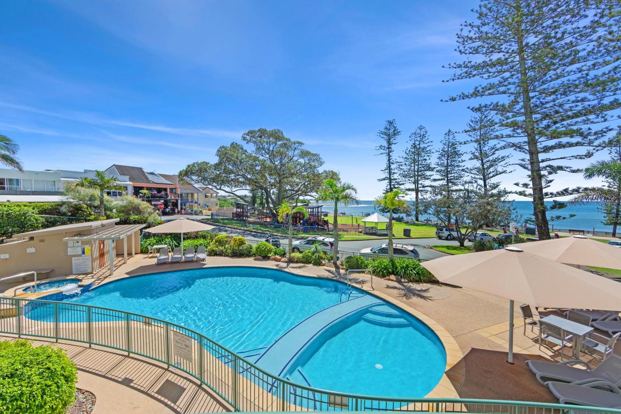 The Norfolks On Moffat Beach Caloundra Exteriör bild