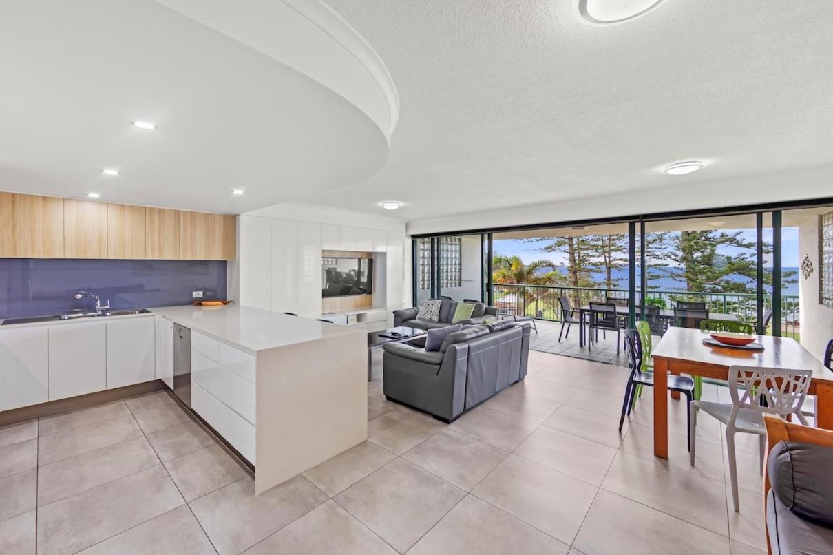 The Norfolks On Moffat Beach Caloundra Exteriör bild