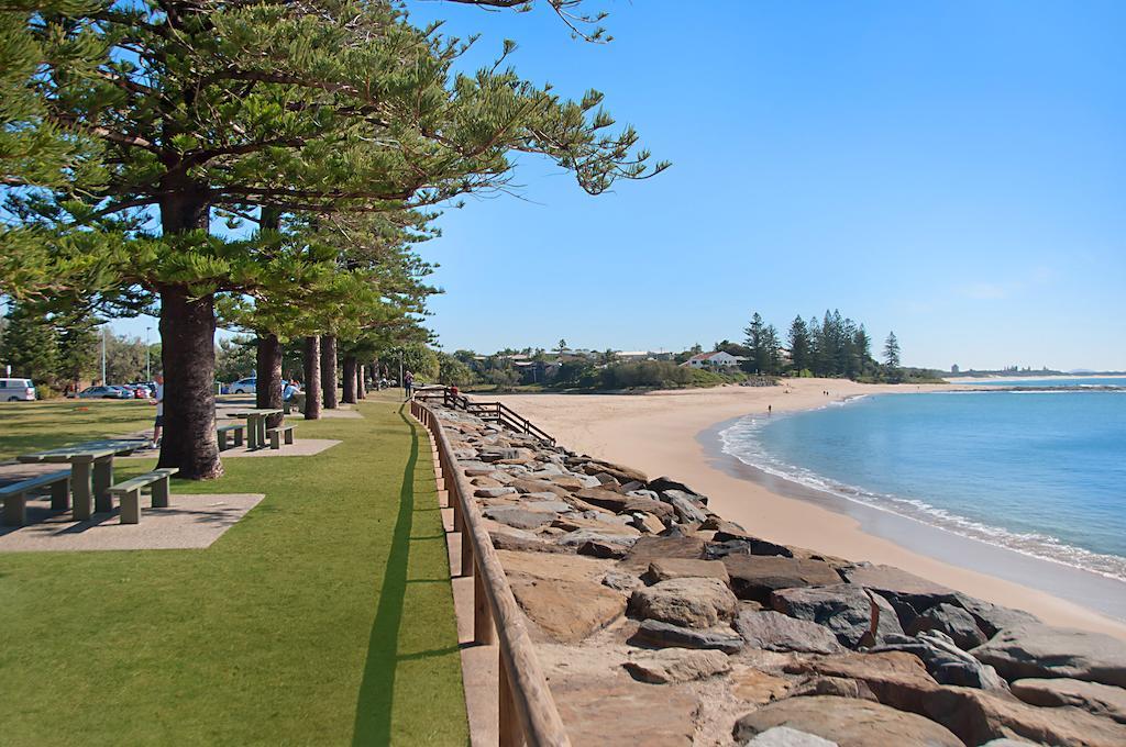 The Norfolks On Moffat Beach Caloundra Exteriör bild